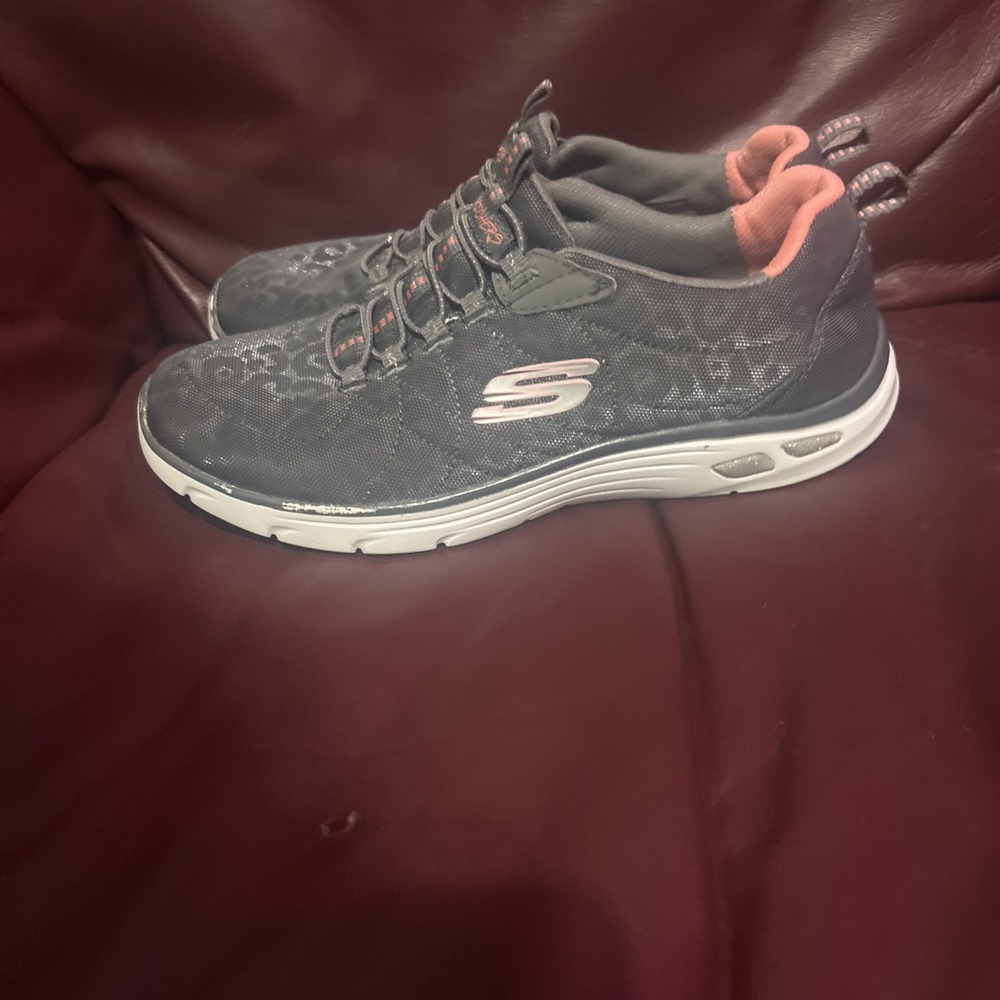 Skechers Gray Coral Summits Diamond Dream Slip-in Sneakers Women Size 8 - Picture 6 of 8